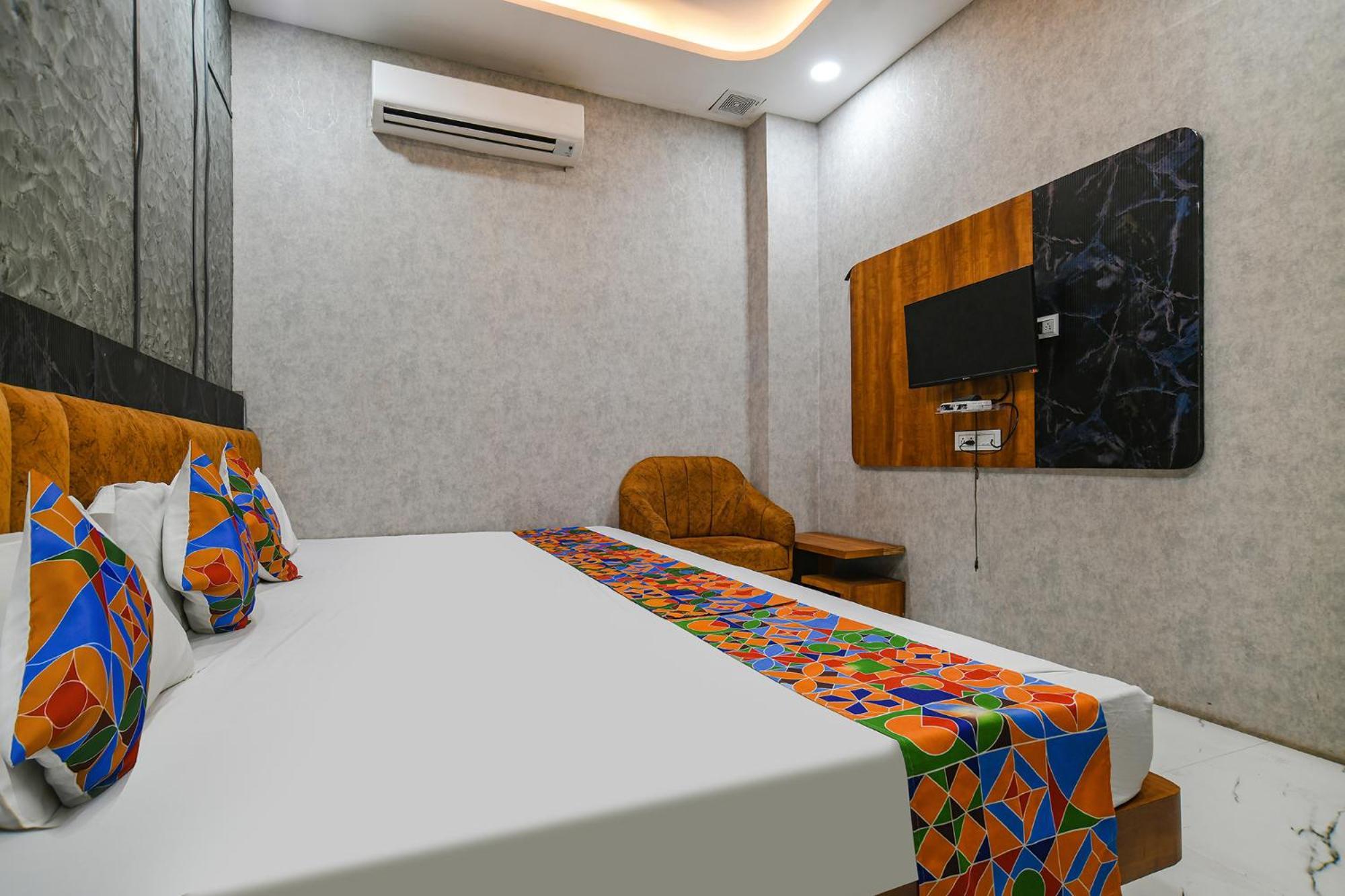 Hotel Fabexpress Orbit Ujjain Zewnętrze zdjęcie