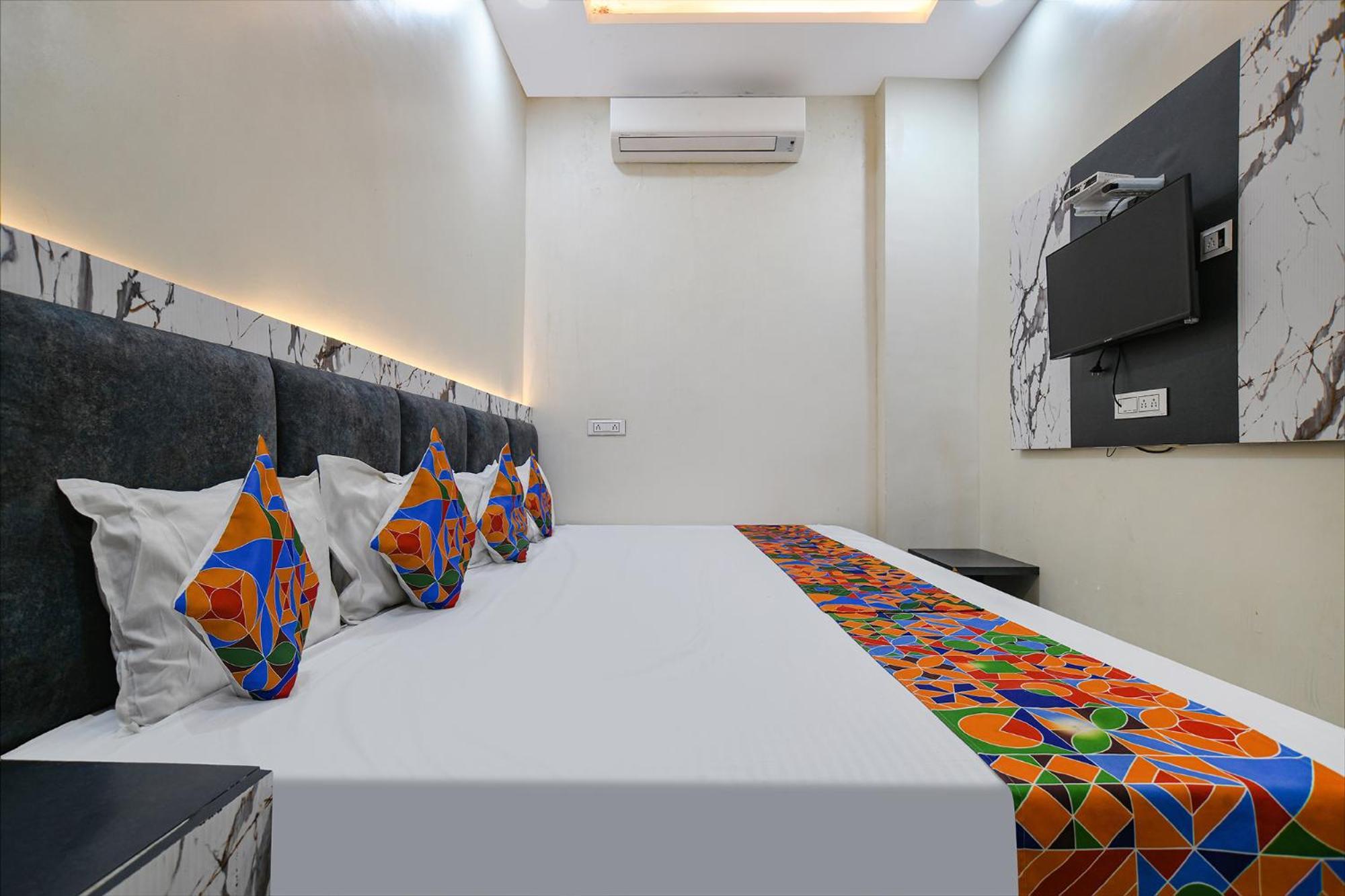 Hotel Fabexpress Orbit Ujjain Zewnętrze zdjęcie