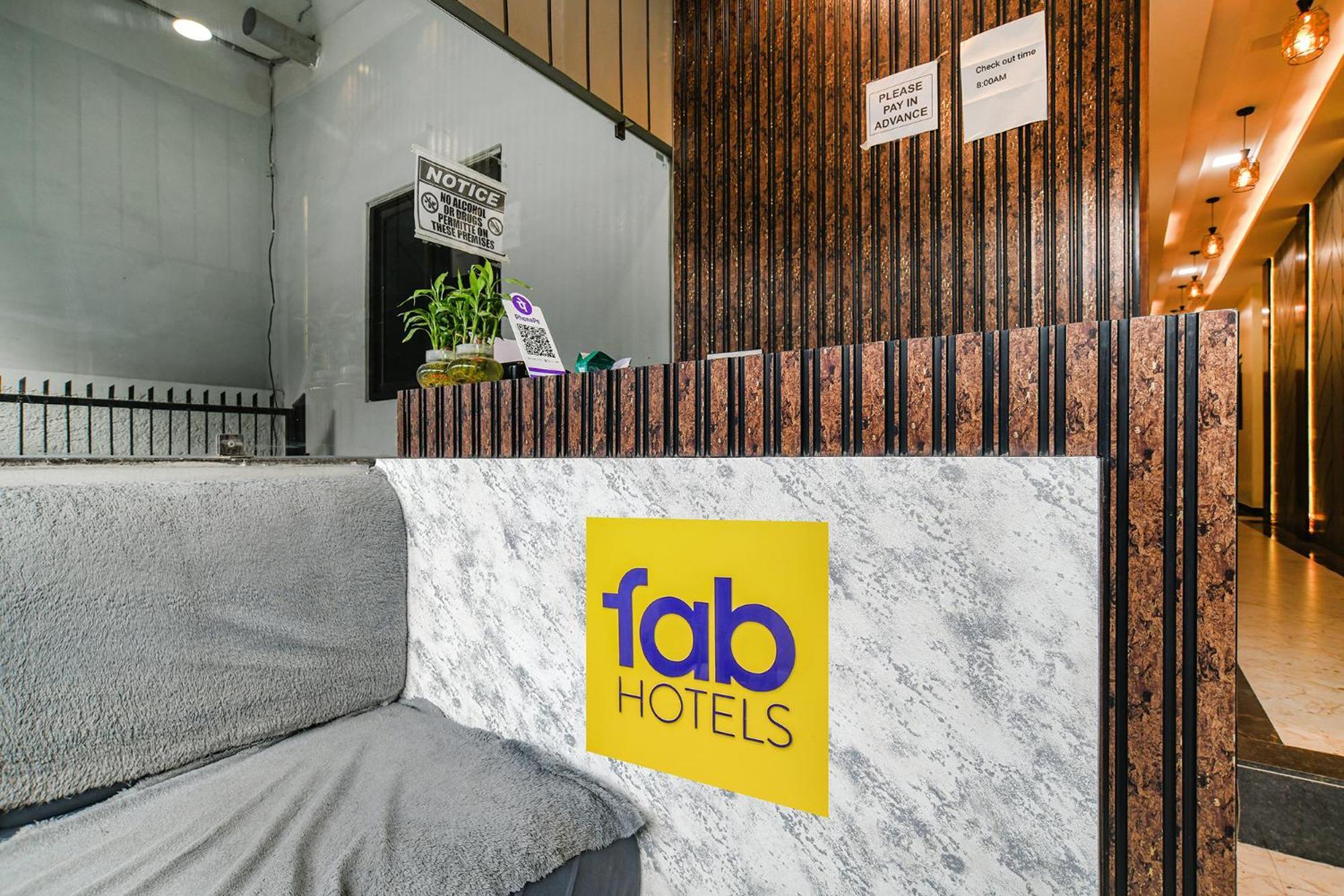 Hotel Fabexpress Orbit Ujjain Zewnętrze zdjęcie